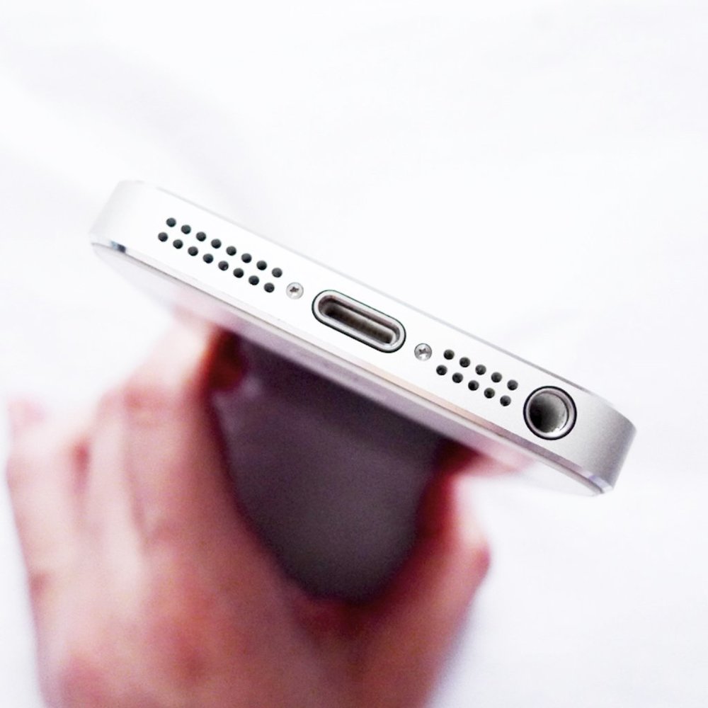 APPLE IPHONE 5 16GB White AT&T Lot/Bundle + 3 Cases (Herringbone, Cassette Tape) - Picture 10 of 10